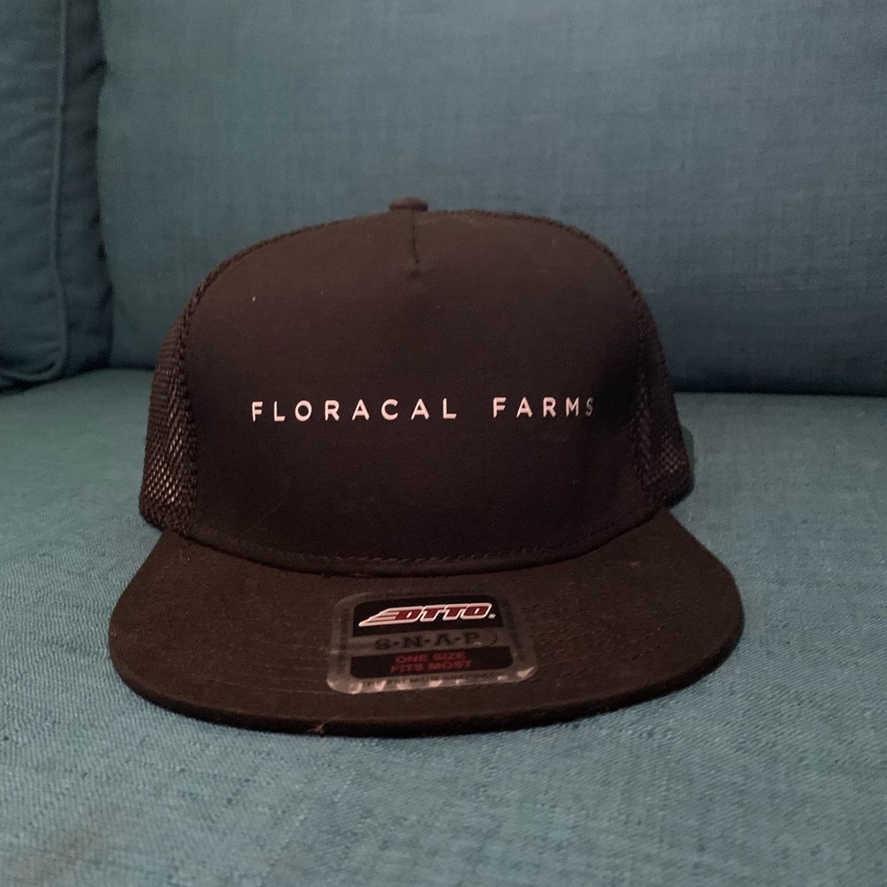 Floracal farms hat